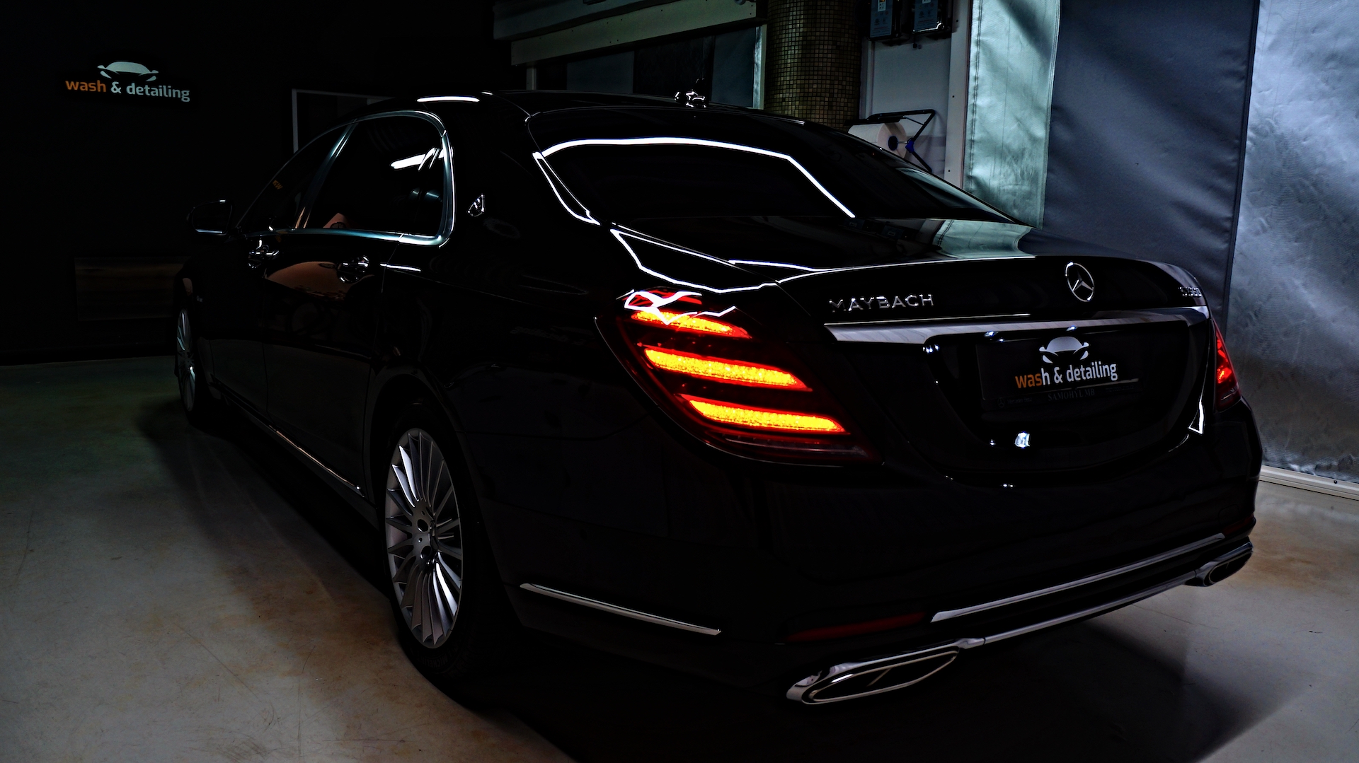Mercedes-Maybach S560